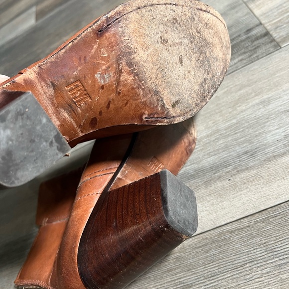 Frye Cameron Women Boot- 8M - Picture 6 of 9